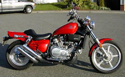 Honda Magna 700