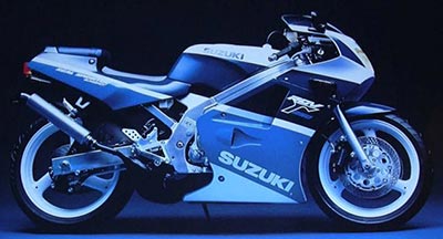 Suzuki RGV 250K