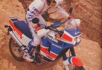 In Moto Gen 1990 Page 05